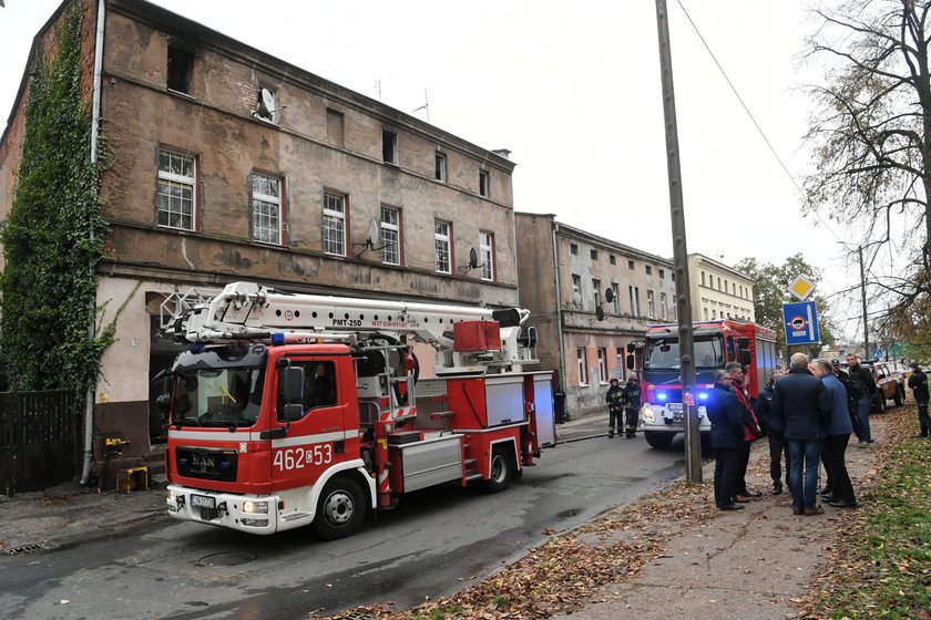 Tragedia w Inowrocławiu. Nie żyje matka z trojgiem dzieci