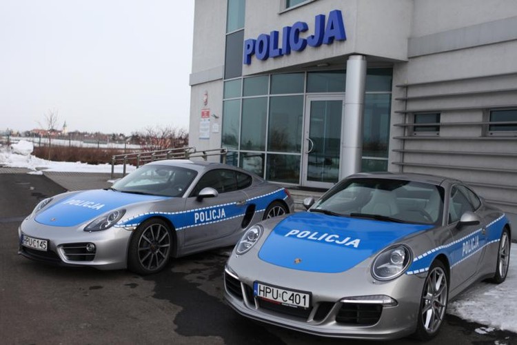 Porsche w barwach polskiej policji