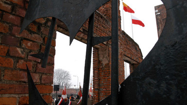 Łódź: obchody 72. rocznicy spalenia więźniów Radogoszcza