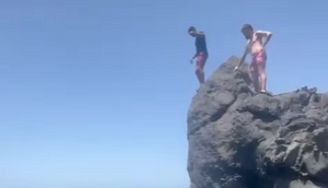 Tourist jumps off a cliff [Instagram/@canarias1500kmdecosta]