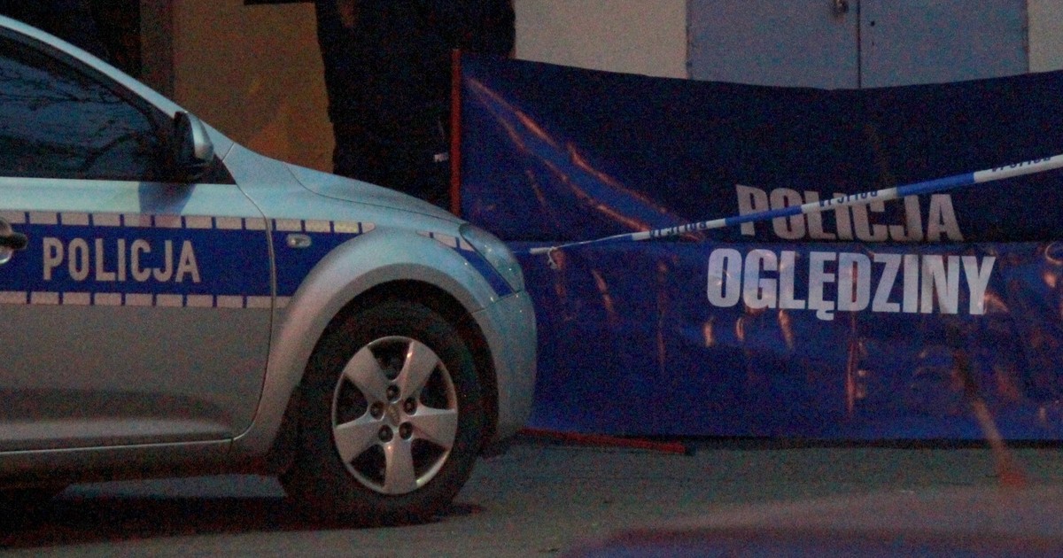 To stało się na chodniku. Natychmiast wezwano pomoc. Doszło do tragedii