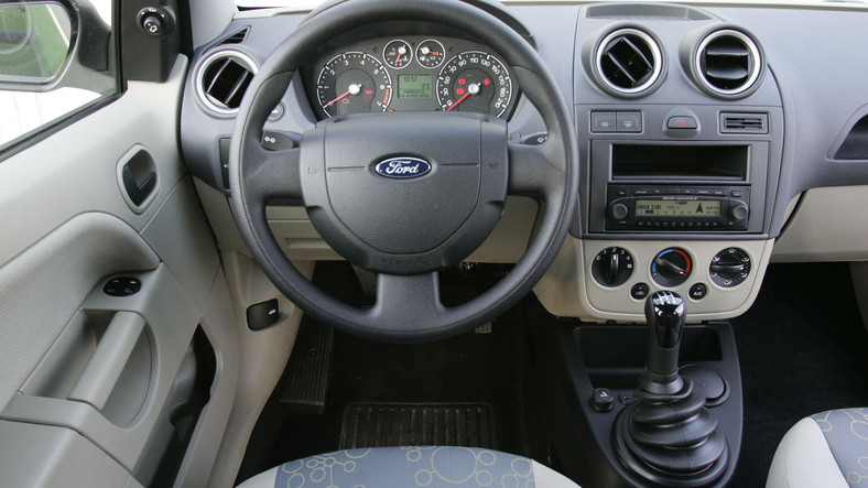 9. Ford Fiesta V (2001-08) - od 4500 zł  