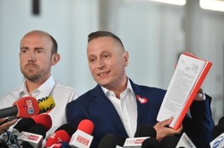 "Nie boję się Kaczyńskiego ani Ziobry". Brejza zrezygnował z immunitetu, "będzie walczyć"