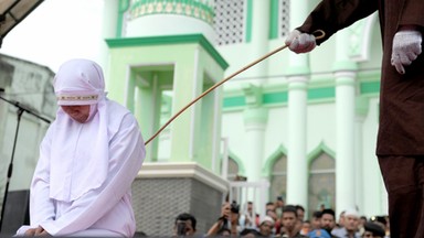 Indonezja skręca w stronę szariatu