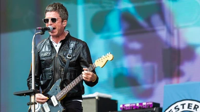 Noel Gallagher dostał prezent od klubu z polskiej Ekstraklasy. Muzyk Oasis pochwalił się nim w internecie