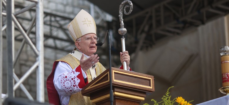 Abp Jędraszewski uderza w rządzących: Chodzi im o ateizację narodu polskiego