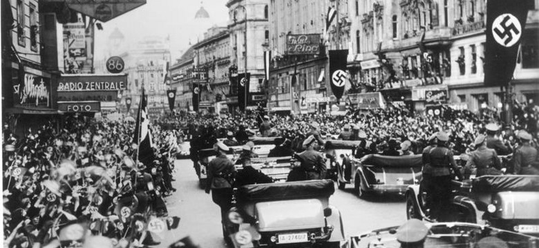 Anschluss, czyli połączenie Austrii z III Rzeszą. Geneza i przebieg