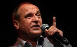 Kukiz likwiduje konto na Twitterze. "Dostęp miało zbyt wiele osób"