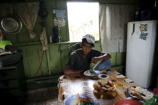 The Wider Image: Earthprints: Rio Pardo