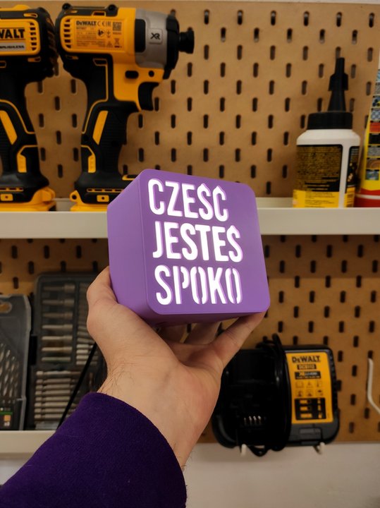 Adam Szczęsny i jego lampy 3D. Poznajcie Yam Yest Design