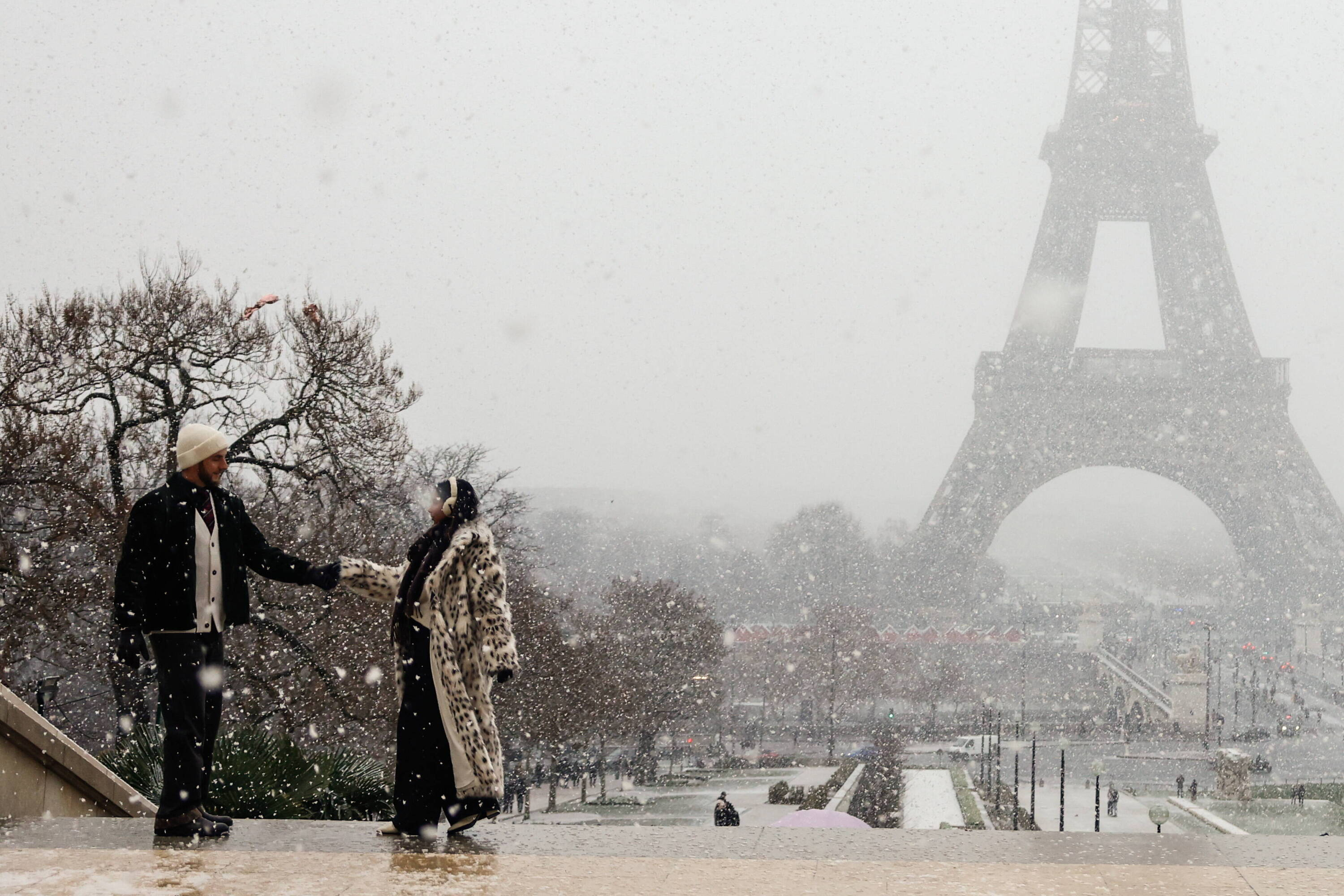 Francja: Po raz pierwszy od II wojny światowej więcej zgonów niż urodzeń