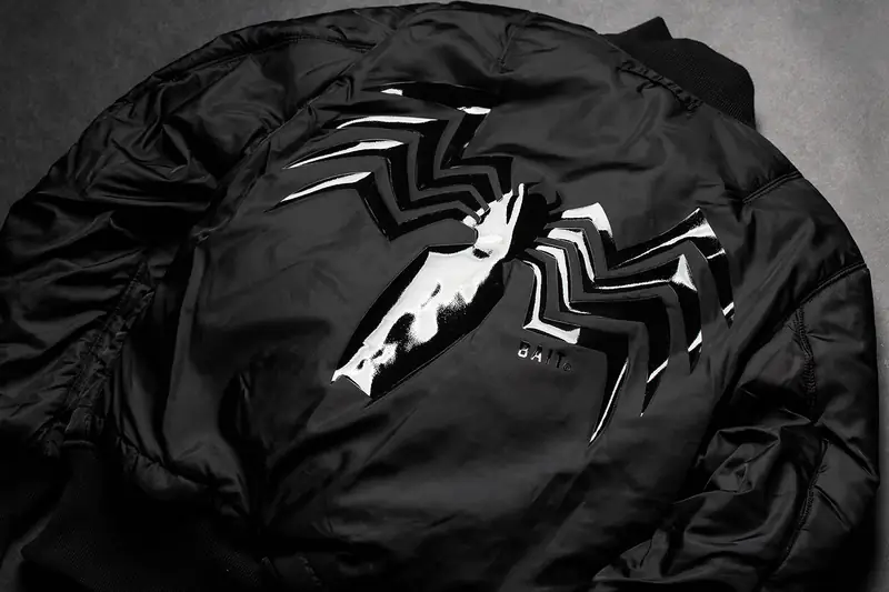 Kurtka z kolekcji &quot;Venom&quot; Alpha Industries x Marvel x BAIT