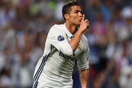Cristiano Ronaldo scores twice, sets another record, and lashes out at the press