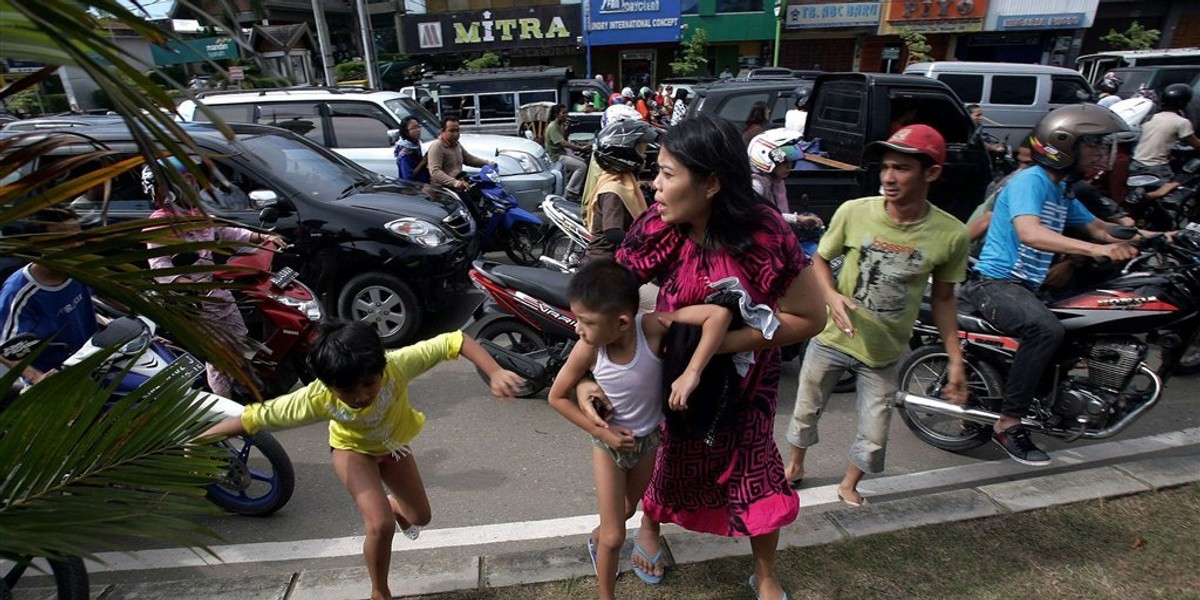 Trzęsienie ziemi w Indonezji 