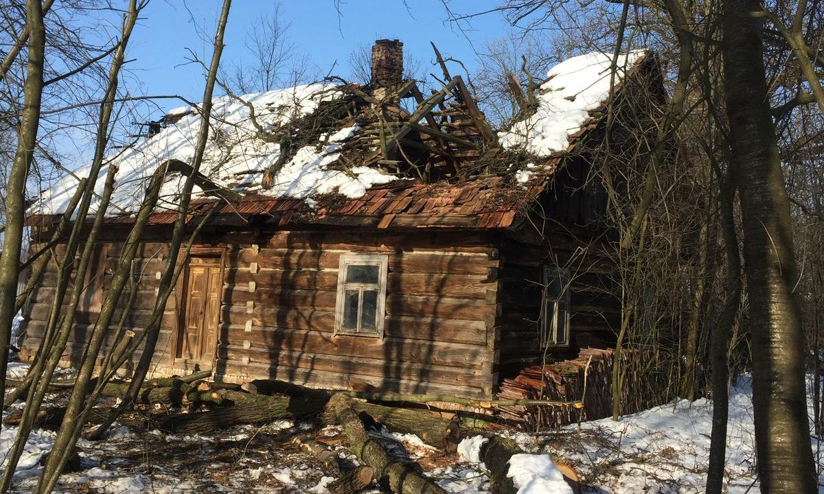 Karolina odnawia dom po pradziadkach. "Bałam się zapachu"