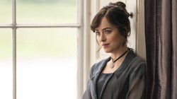 "Perswazje" w Netfliksie. Dakota Johnson teraz jako rzeczniczka spraw kobiet [SYLWETKA]