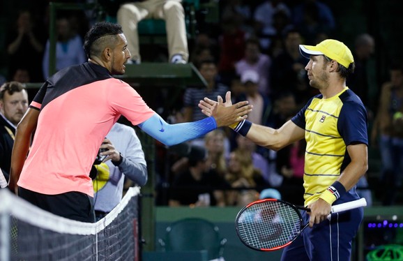 Pozdrav Nika Kirjosa i Dušana Lajovića