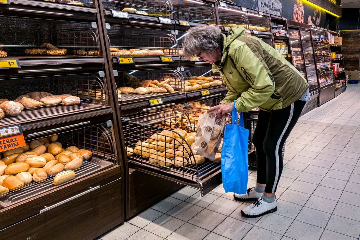 Cukier i masło na świecie staniały. Nowy raport FAO o cenach żywności