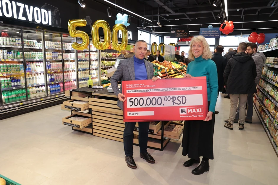 Uručivanje čeka donacije - NURDOR