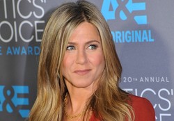 NIE dla rezygnacji z tego, co kocha się jeść i okna żywieniowe - oto sposoby Jennifer Aniston na doskonałą formę