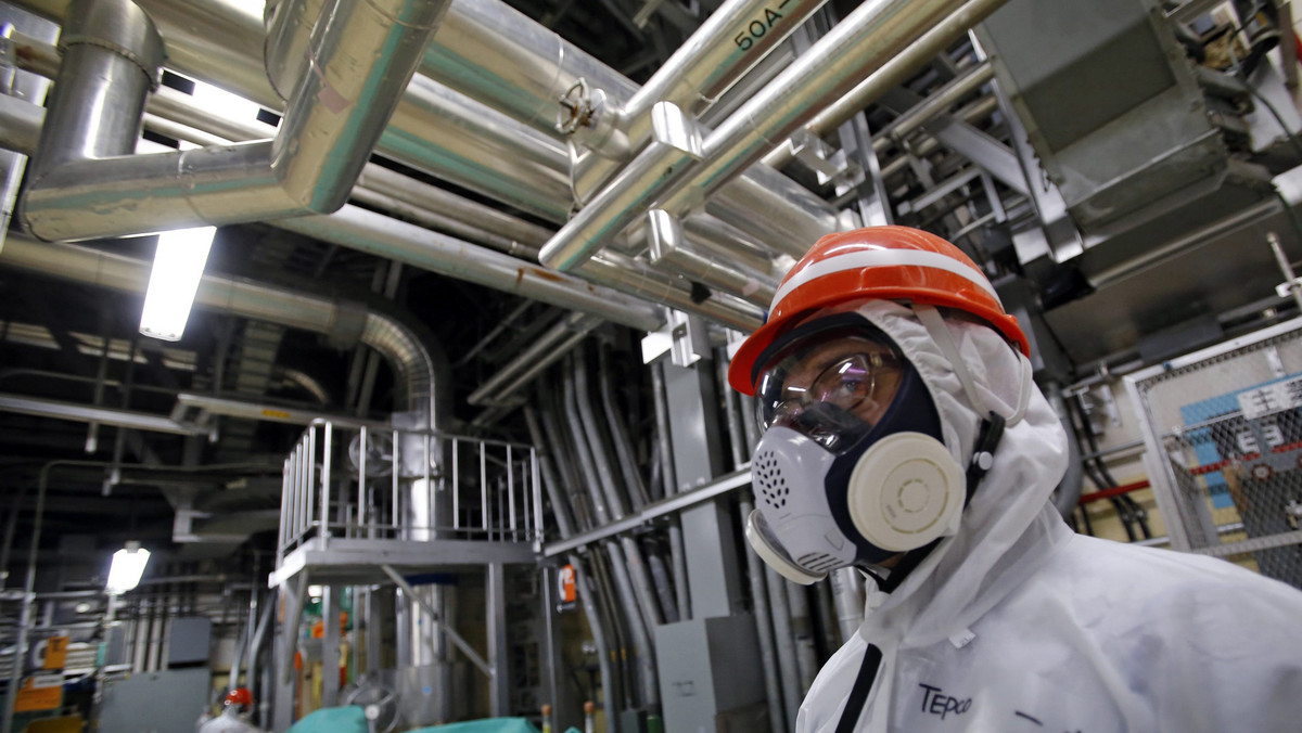 Trzy lata po katastrofie nuklearnej w elektrowni Fukushima operator tej siłowni wspomagany przez rząd japoński pracuje nad usuwaniem skutków, jednak operacja nieustannie napotyka problemy.