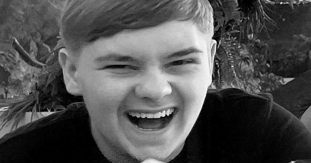 Sheffield school stabbing: Boy ordered knife weeks before