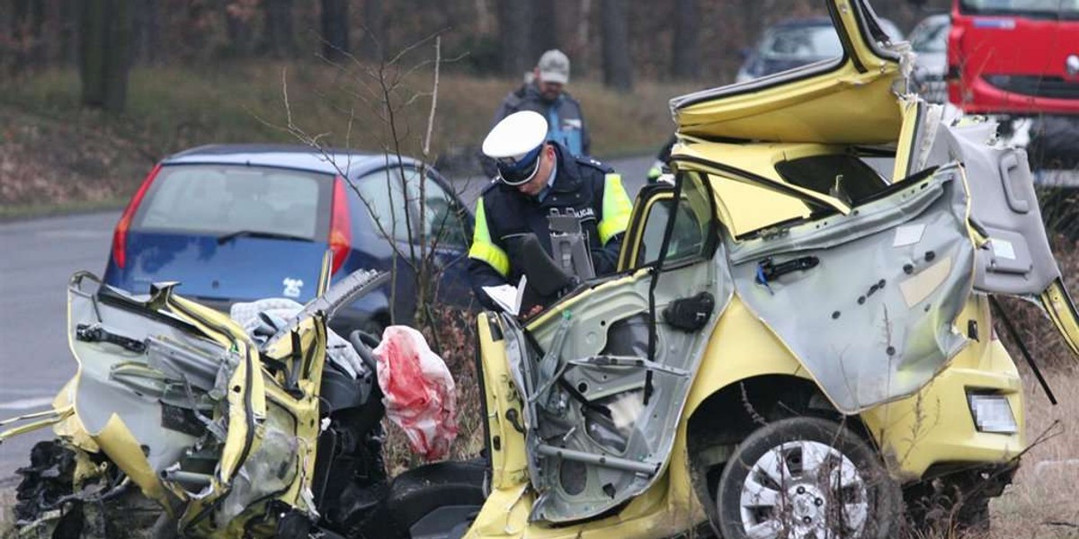 Masakra. Czołowe zderzenie na krajowej 1 