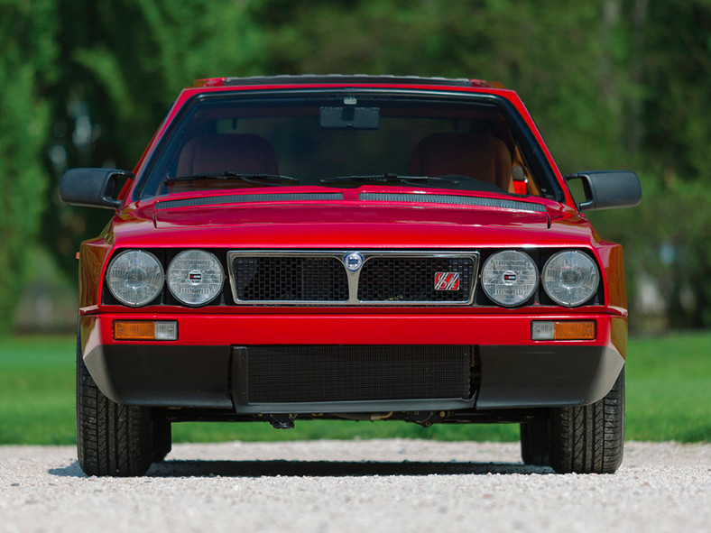 Lancia Delta S4 Stradale