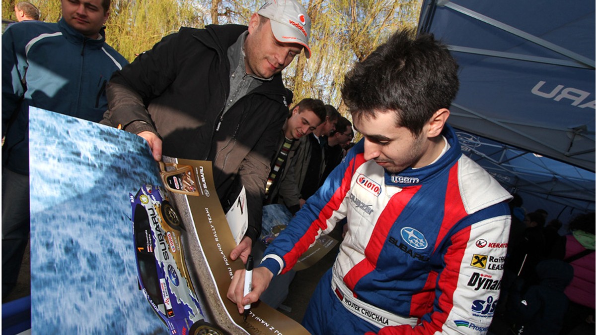 Sezon 2011 jest dla Lotos Subaru Poland Rally Team rokiem wielkich zmian. Nowym kierowcą zespołu, który czterokrotnie zdobył tytuł Mistrza Polski w klasyfikacji generalnej, został Wojtek "Siemanko" Chuchała.