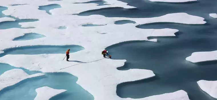 Satelity pokazują, że arktyczny lód topnieje szybciej niż sądzono