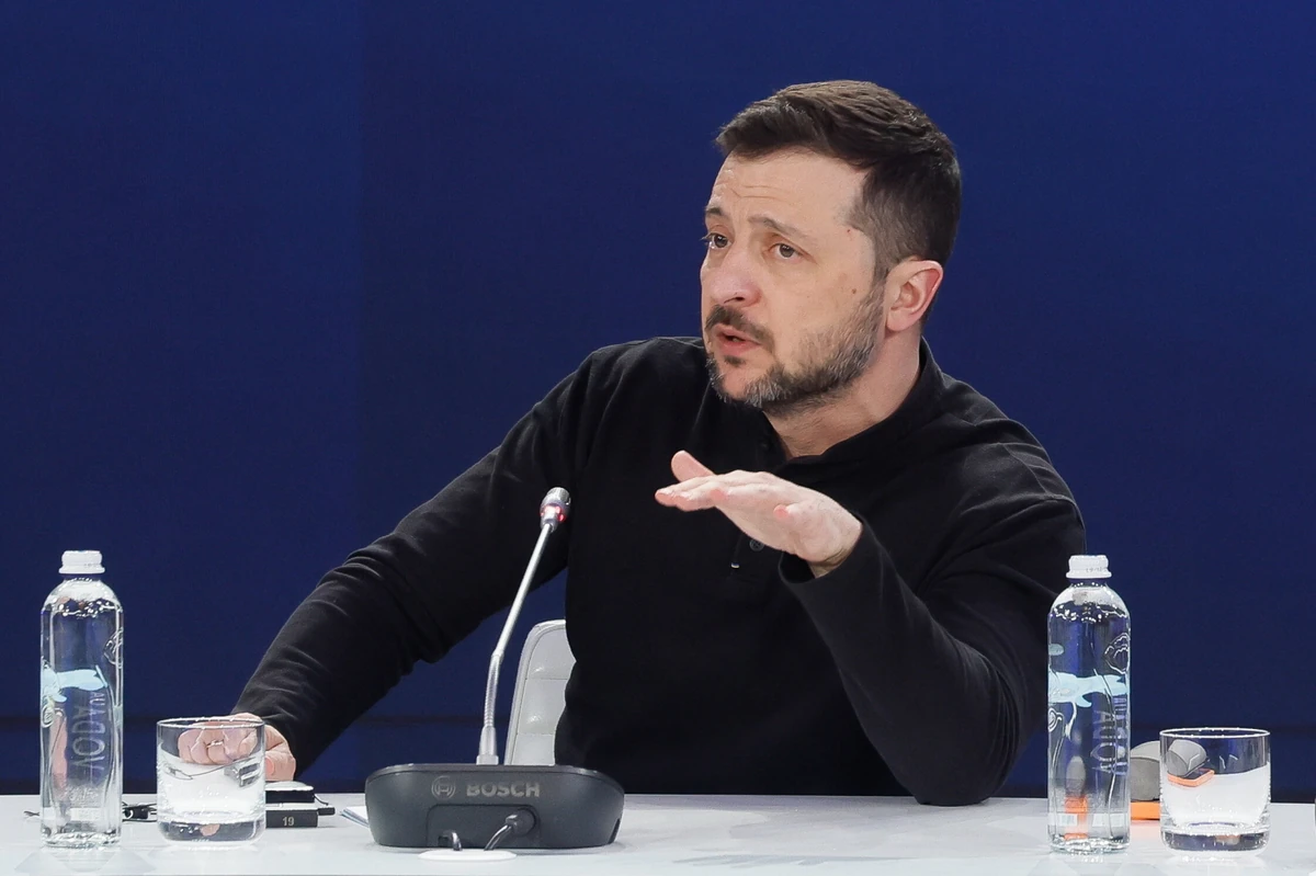 Trump wstrzyma pomoc militarną dla Ukrainy? Zełenski: Zapytam go wprost