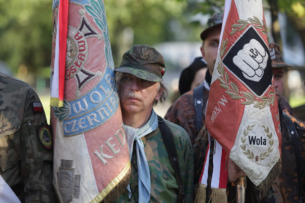 Marsz ma się zakończyć w Parku Powstańców Warszawy, gdzie prezentowana jest wystawa "Zachowajmy ich w pamięci"