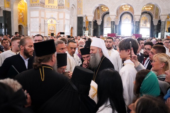 PATRIJARH PORFIRIJE UGOSTIO NIKOSA VERTISA Objavljene fotografije! Ovo su detalji susreta u Patrijaršijskom dvoru