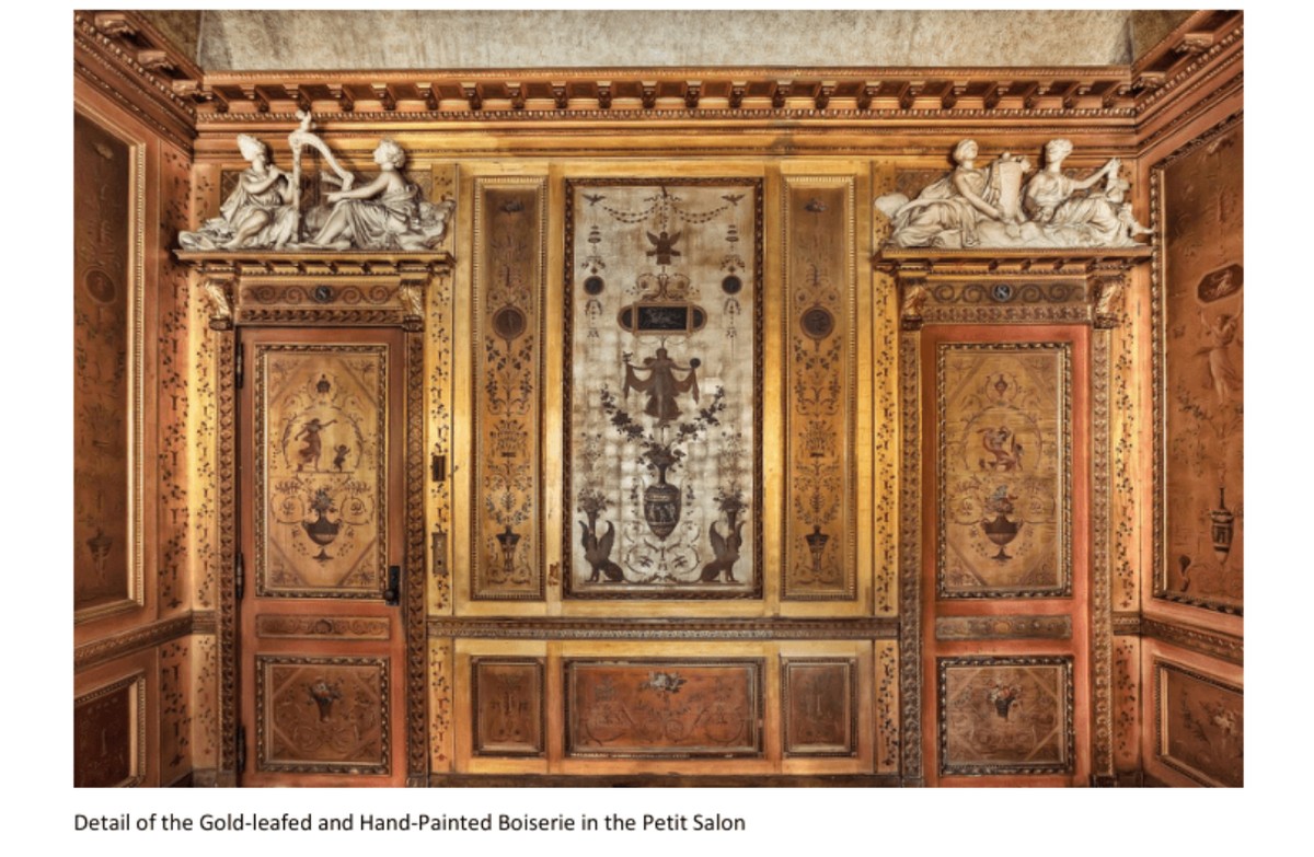 Titova vila i detalji iz malog salona, ručno oslikani detalji zlatnim listićima