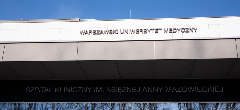 Antysemicki transparent studentki WUM. Jest decyzja rektora uczelni