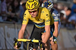 Chris Froome nadal będzie się ścigał w grupie Sky