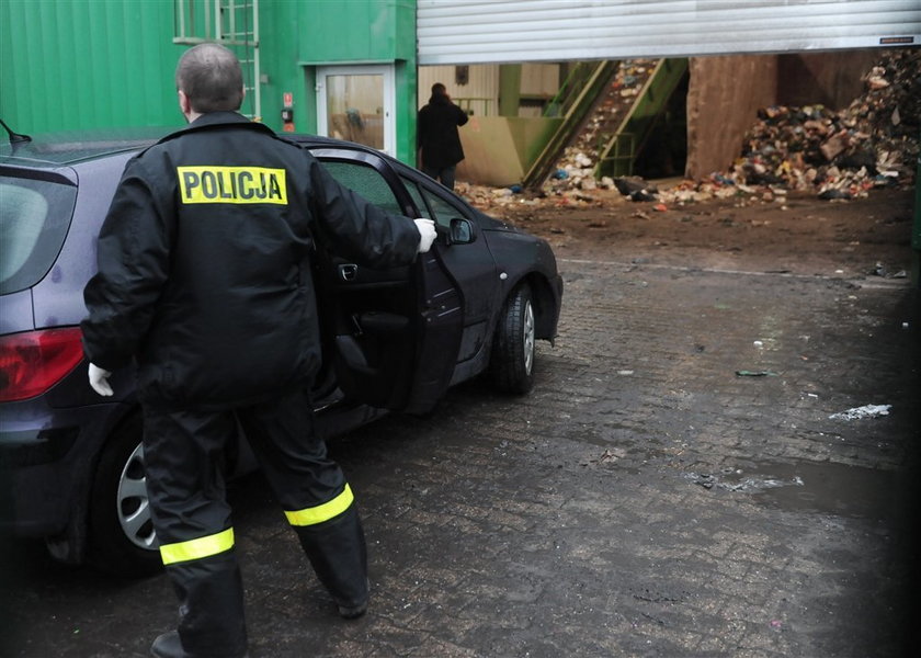 Groza! Martwy noworodek w śmieciach pod Warszawą!