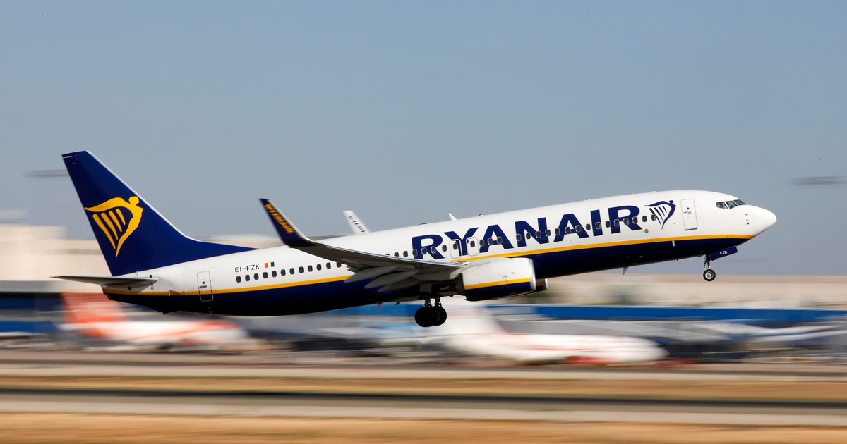 Chwile grozy na pokładzie Ryanaira. Krążyli godzinami. "Kończy się paliwo, została nam ostatnia próba"