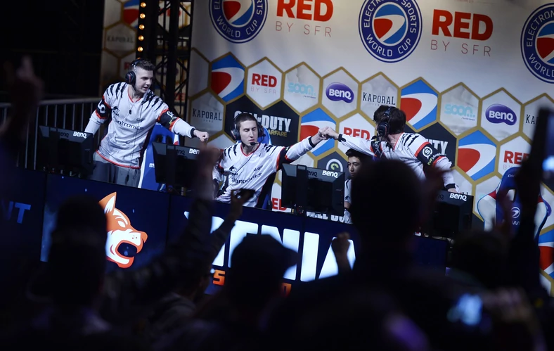 Denial esports po zwycięstwie na turnieju ESWC