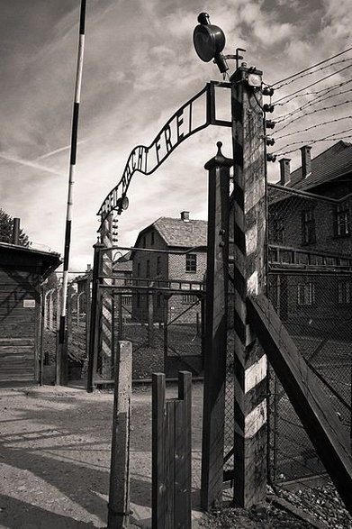 Oświęcim, obóz koncentracyjny Auschwitz-Birkenau, 1940-1945 (fot. PerSona77, opublikowano na licencji CC BY-SA 3.0 pl)