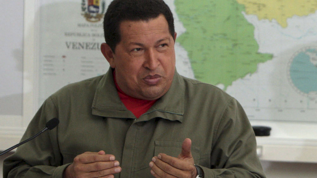 Przed niedzielnymi wyborami parlamentarnymi w Wenezueli poparcie dla prezydenta Hugo Chaveza, choć najniższe od objęcia przez niego władzy w 1999 r. , wynosi ponad 40 proc. Zdaniem agencji Reutera, żaden z kandydatów opozycji nie uzyska nawet 5 proc. głosów.