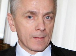 Generał Rapacki: Policja ma łapać bandytów