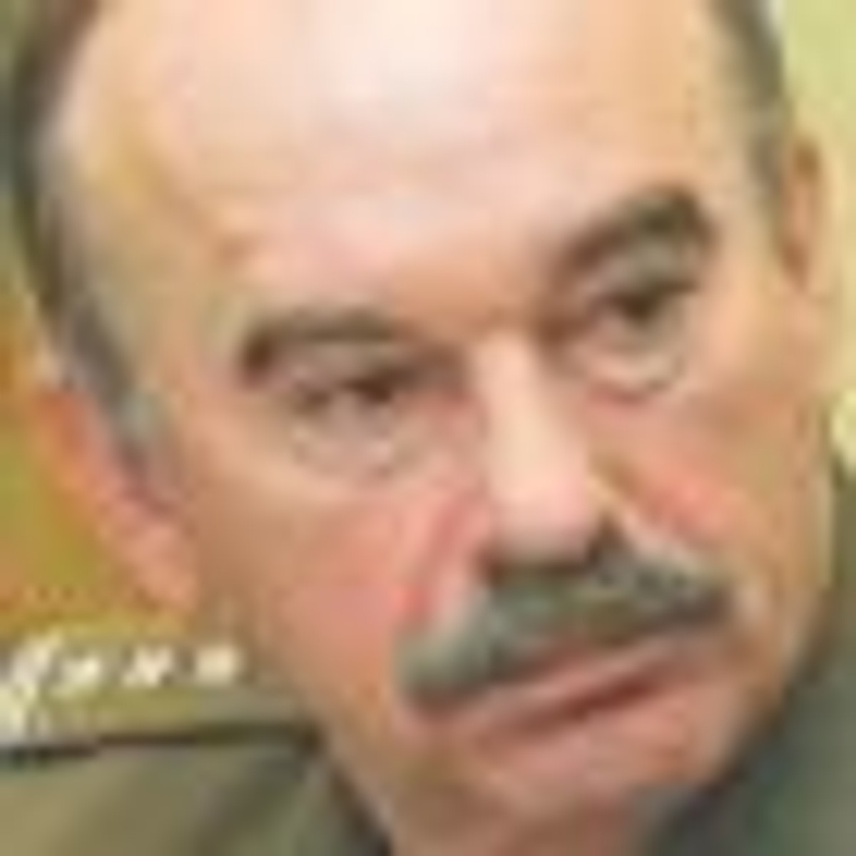 Stanisław Ruman, szef Zespołu do spraw Profesjonalizacji Sił Zbrojnych RP, mówi, że utrzymanie pracy w armii wymaga stałego podnoszenia kwalifikacji Fot. Wojciech Górski