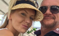 Cezary Pazura pokazał, w jakim stroju gotuje jego żona: Uczta dla oka