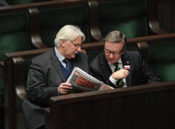 Waszczykowski o wraku Tu-154M: Może Rosjanie uhonorują Tuska