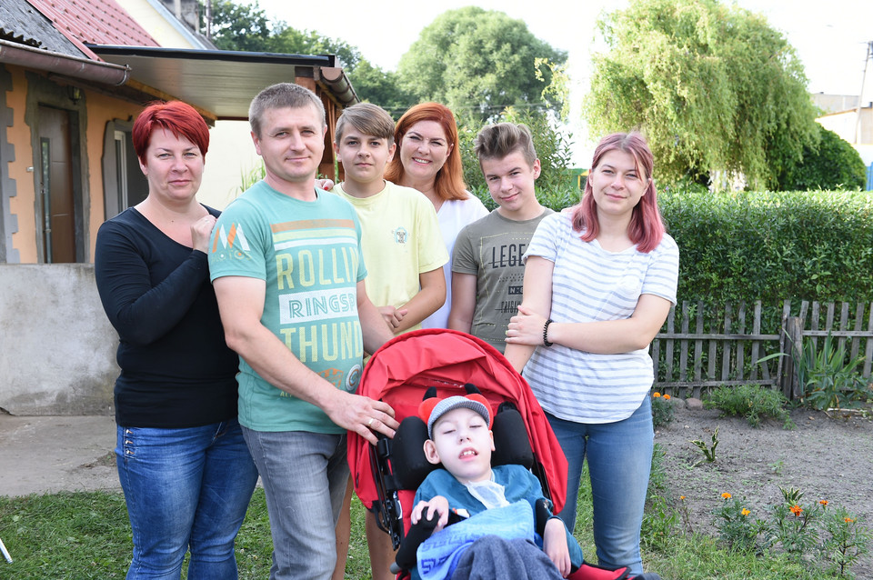 "Nasz Nowy Dom" - Kasia Dowbor wraz z ekipą pomogli rodzinie pani Angeliki
