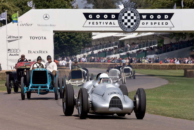 Auto Union: srebrne strzały z czterema kołami mają 75 lat