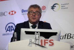 Czarnecki: Usiłują nam przypiąć łatkę islamofobów. A Polska od dawna przyjmuje uchodźców