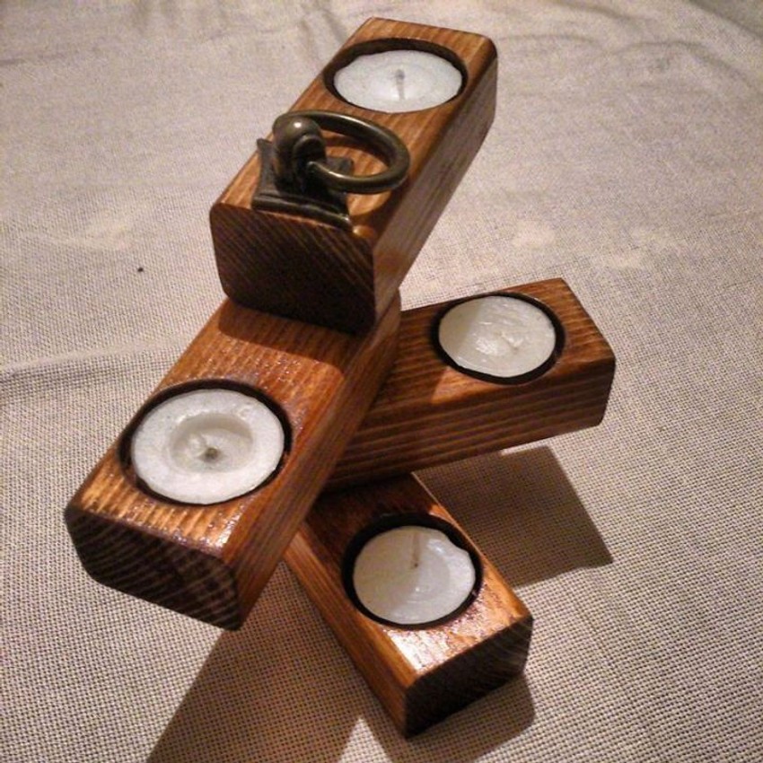 Svećnjak art studija "Wood-Stock", jednog od izlagača na mini-sajmu "Kreacija"