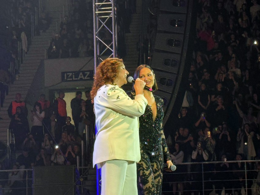 Ana Bekuta i Aleksandra Prijović